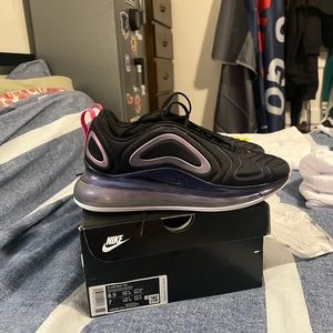 Nike Air Max 720 sneakers,new,size 8,5